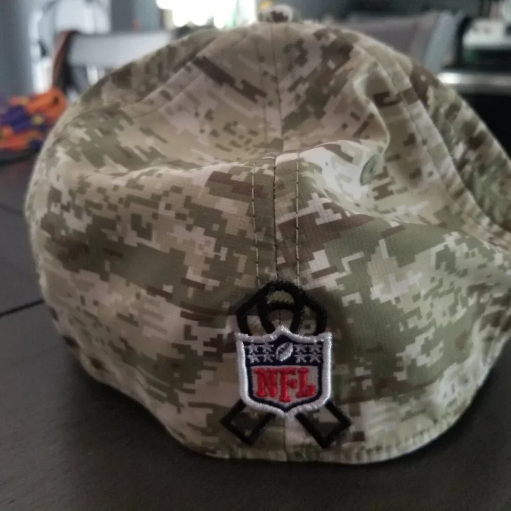 Men's Baltimore Ravens New Era Camo Salute to Service 39THIRTY Flex Hat M/L